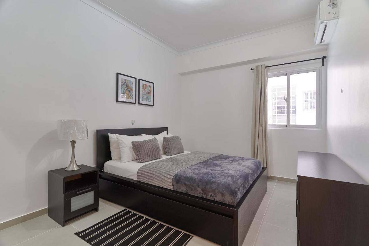 Dom. Rep. Exclusive 2 Bed Apt. Evaristo Morales Santo Domingo Luaran gambar